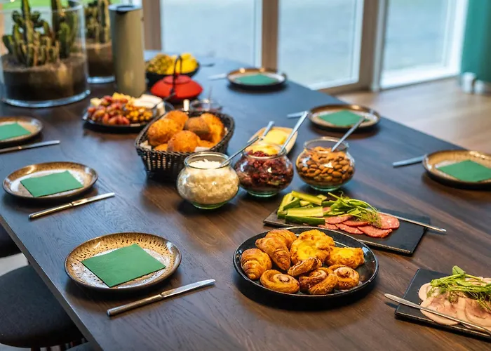 Отель The Note 4*